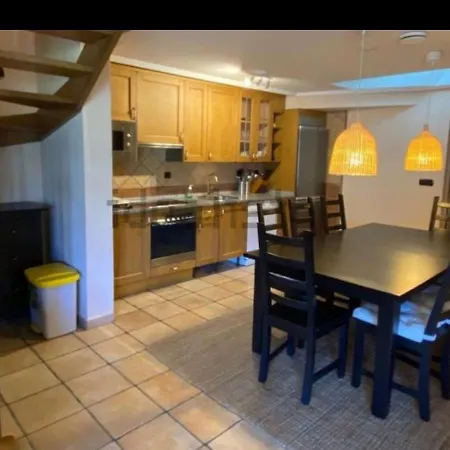 בית נופש 4d En En Urbanizacion Con Piscina Y Padel *