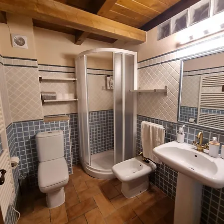 4d En En Urbanizacion Con Piscina Y Padel פנטיקוסה