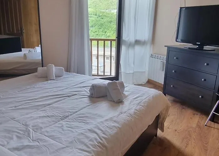 4d En En Urbanizacion Con Piscina Y Padel Vakantiehuis