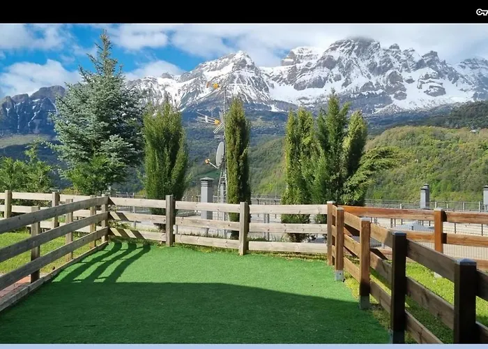 4d En En Urbanizacion Con Piscina Y Padel Vakantiehuis *