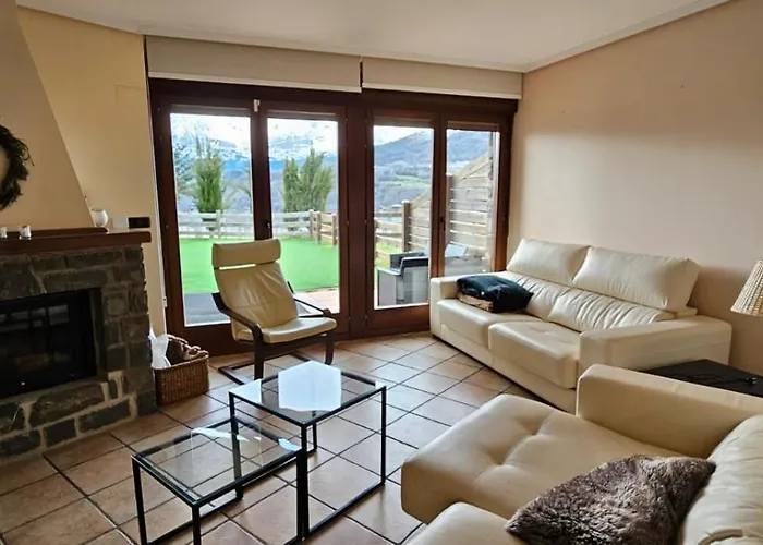 4d En En Urbanizacion Con Piscina Y Padel Vakantiehuis